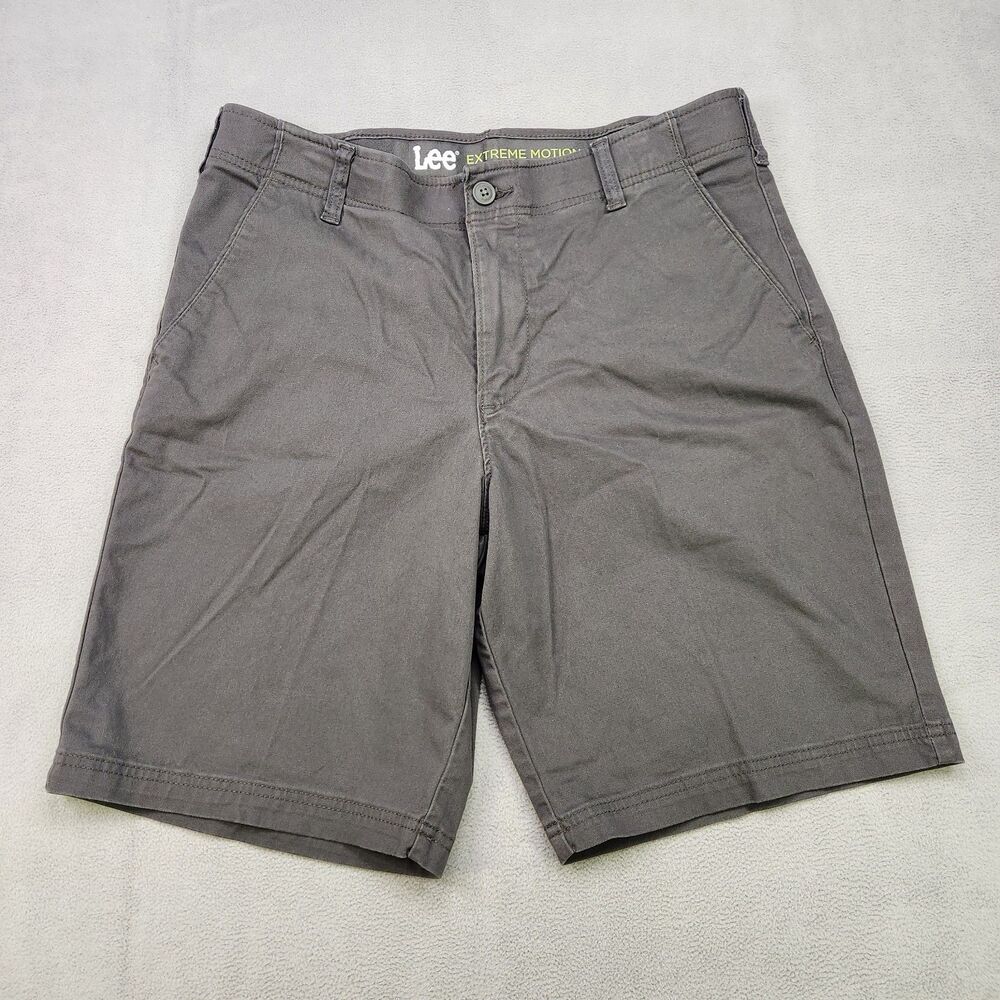 Lee Extreme Motion Shorts Men's Size 34 Gray Stretch Chino Flat Front Casual 10"